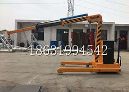 滦南县随车吊机 多功能液压伸缩吊轻卡改装随车吊机悬臂吊机电动葫芦那里有